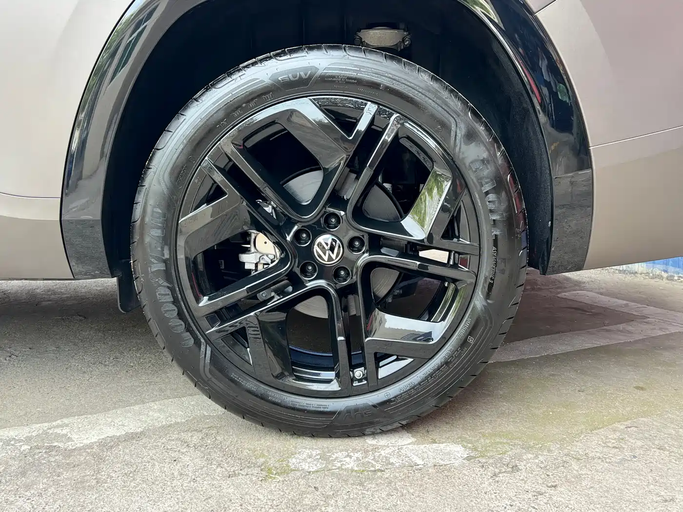 Volkswagen Teramont 2025 Teramont Pro 450TSI 4WD Summit Edition фото 30