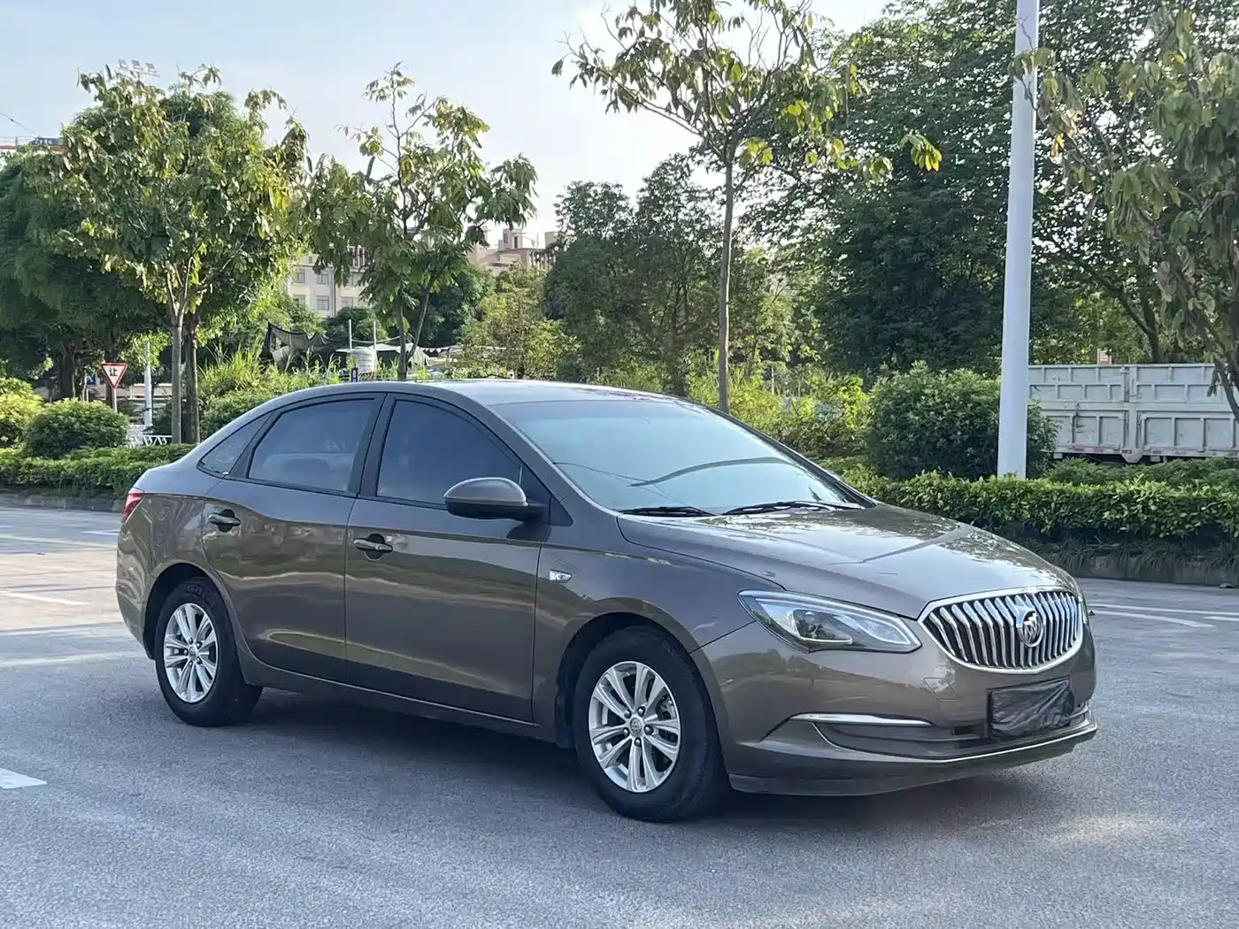 Buick Excelle 2015 15N Manual Progressive фото 3