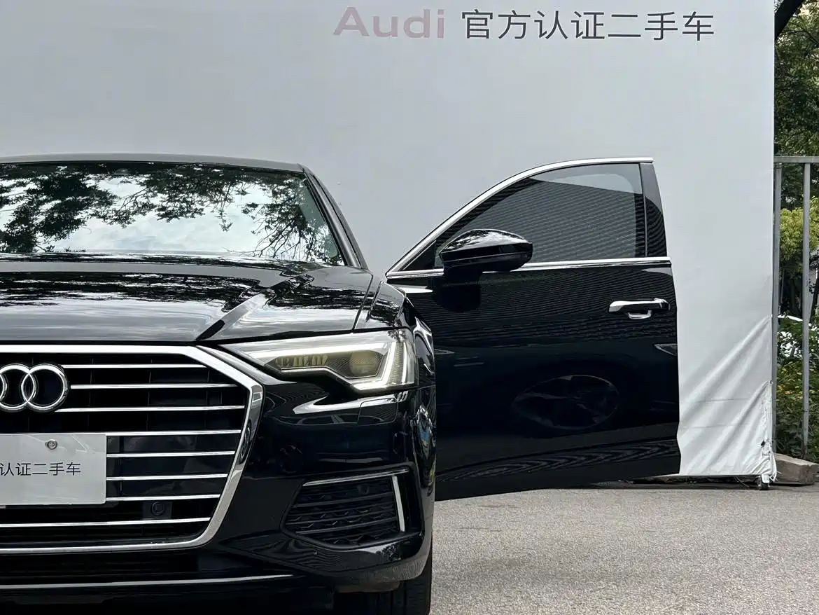 Audi A6L 2021 40 TFSI Luxury Elegance фото 4