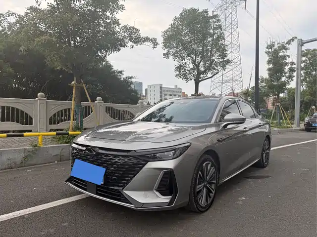 Chery Arrizo 8 2022 1.6T DCT Shang