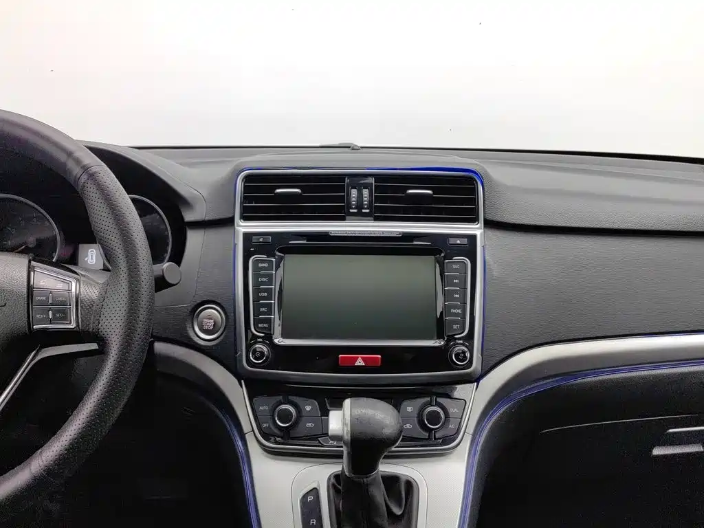 Haval M6 2018 2018 Facelift 1.5T DCT 2WD Elite Edition