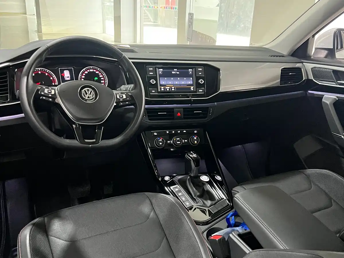 Volkswagen Tayron 2019 330TSI 2WD Luxury China VI фото 9