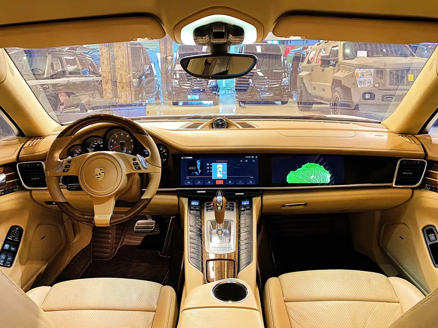 Porsche Panamera 2010 Model Panamera 4S 4.8L фото 28
