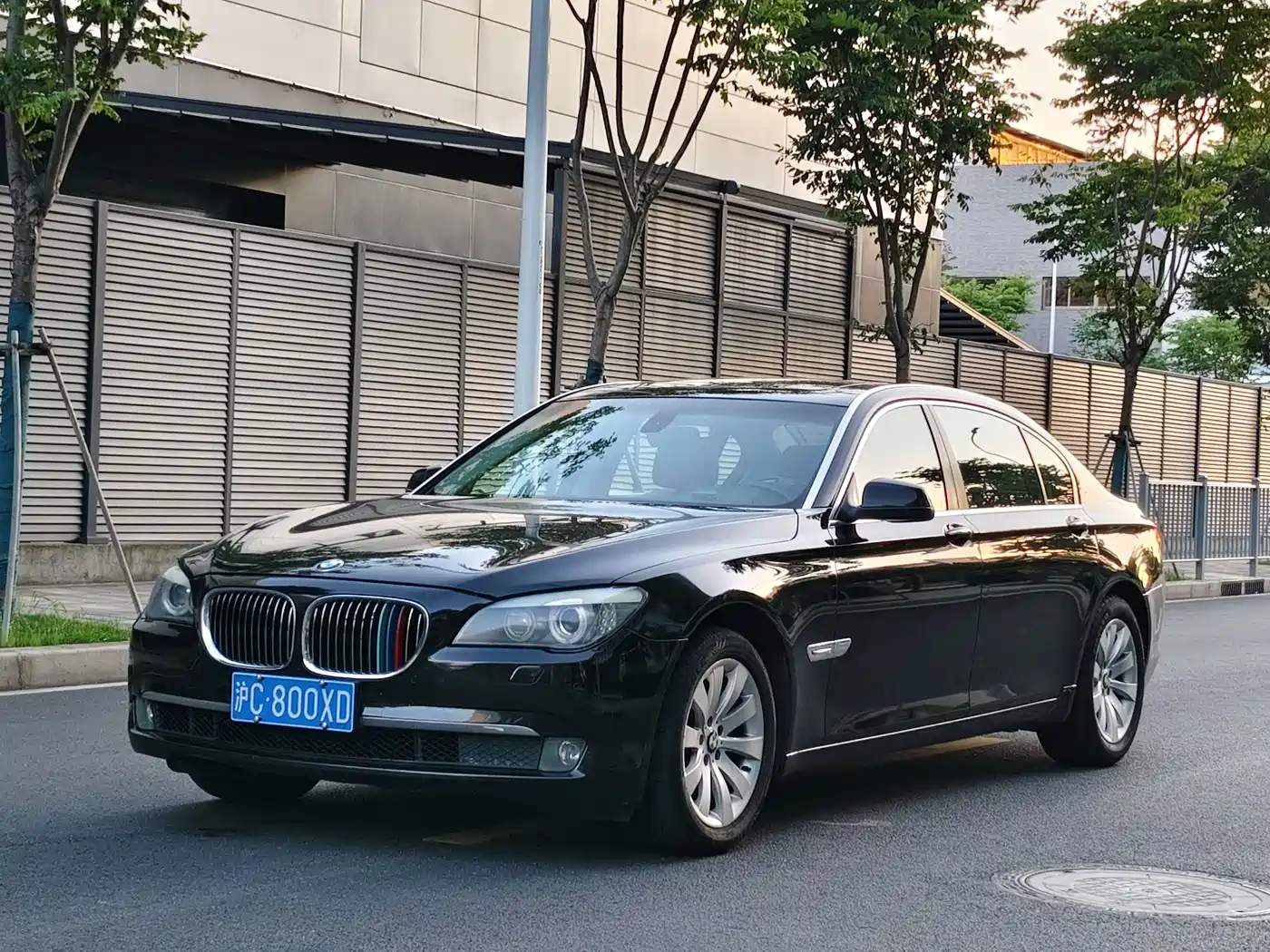 BMW 7 Series 2009 Model 740Li Leading Edition