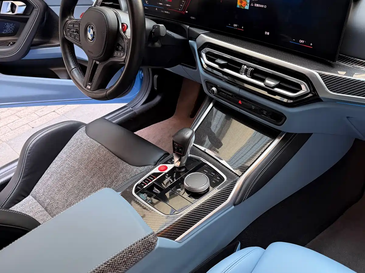 BMW M2 2024 M2 фото 13