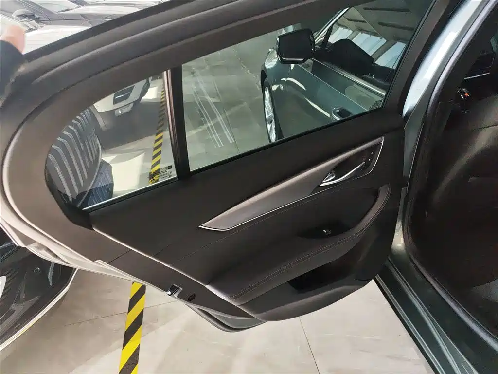 Cadillac CT5 2022 28T Luxury (Standard) фото 29