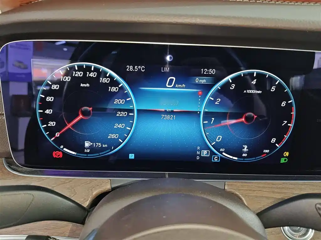 Mercedes-Benz E-Class 2022 Facelift E 300 L Fashion Style фото 4