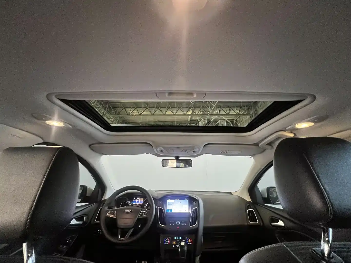 Фото 27 - Ford Focus