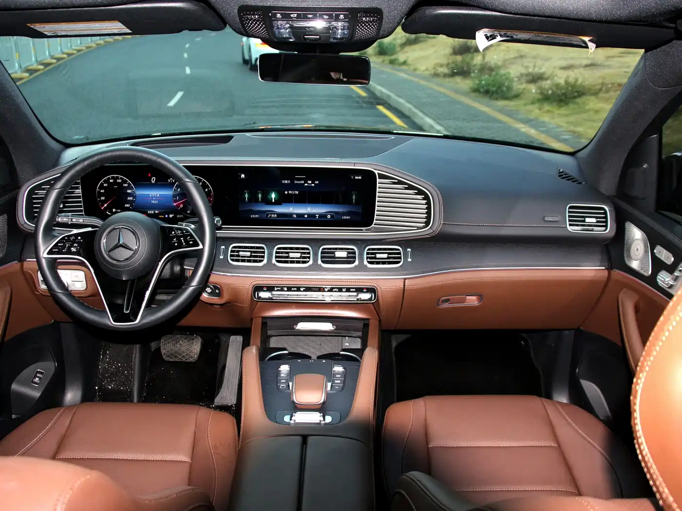 Mercedes-Benz GLE фото 10