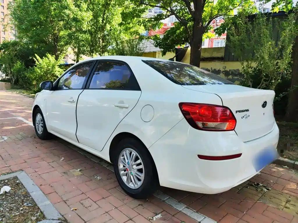 Kia Huan Chi 2017 1.4L Manual Smart Fashion фото 9