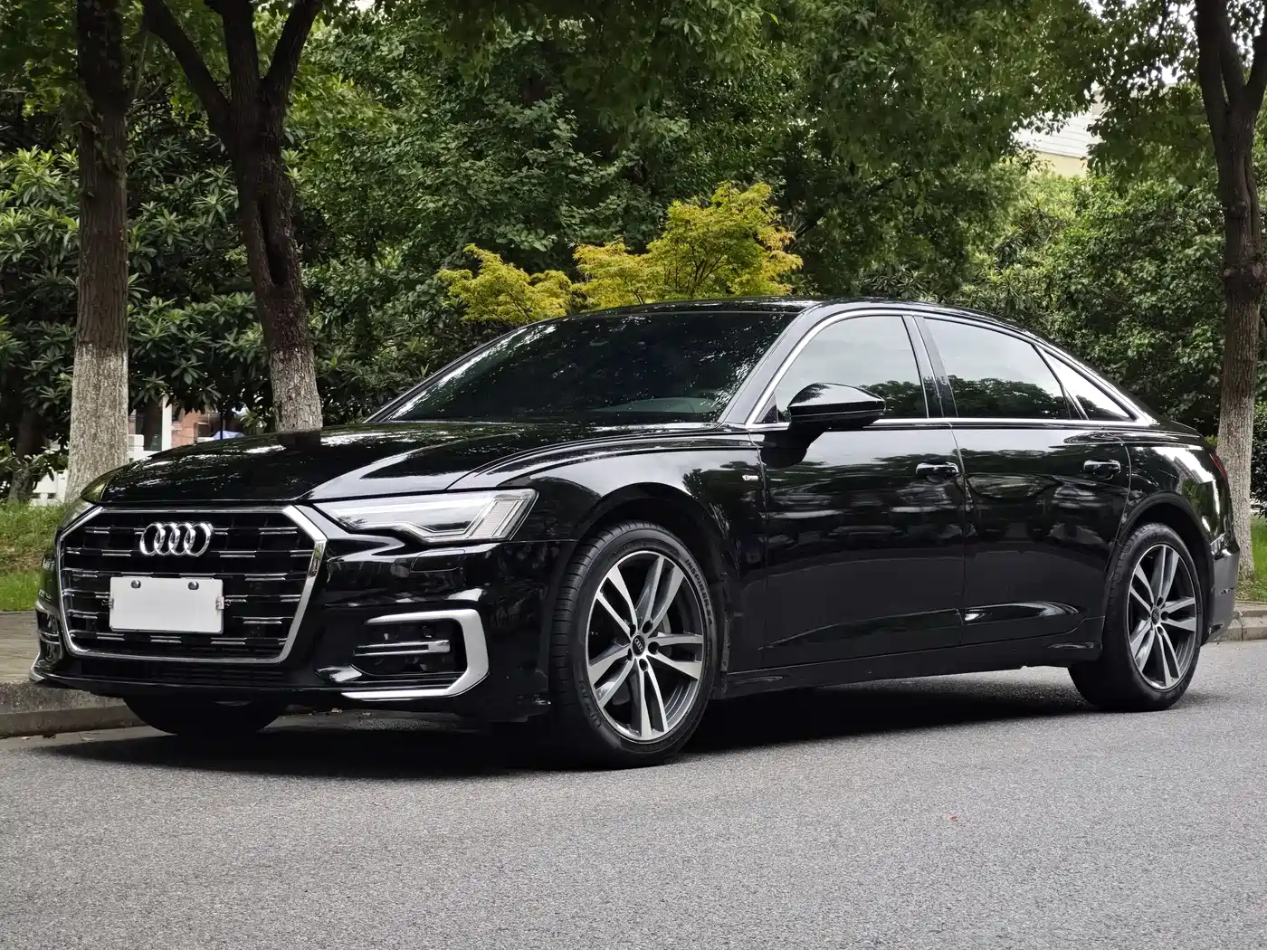 Audi A6L 2023 40 TFSI Luxury Dynamic