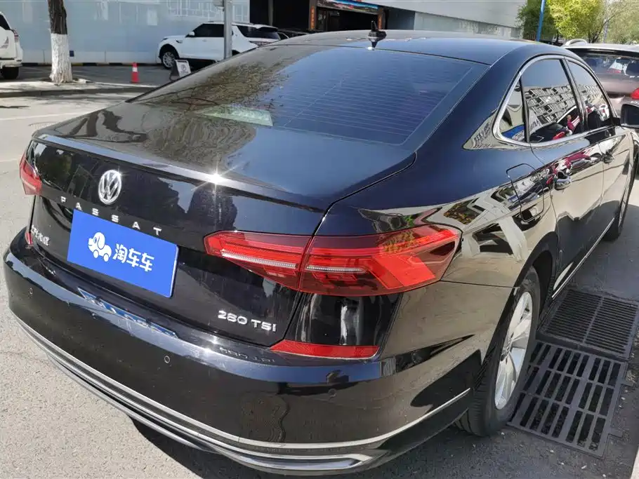 Volkswagen Passat 2020 Facelift 280TSI Business Version China VI фото 3