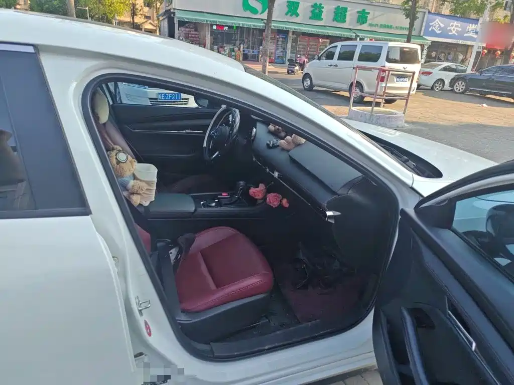 Mazda Mazda3 Axela 2024 2023 2.0L Auto Zhiya