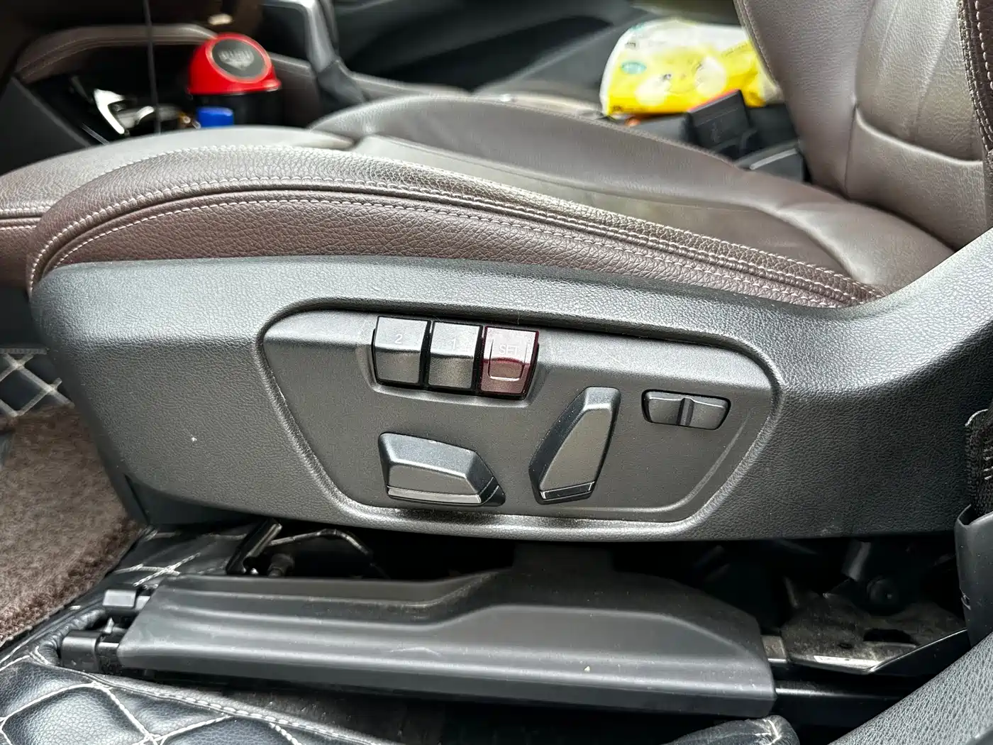 BMW X1 2016 sDrive18Li Luxury Model фото 14