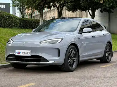 AITO M5