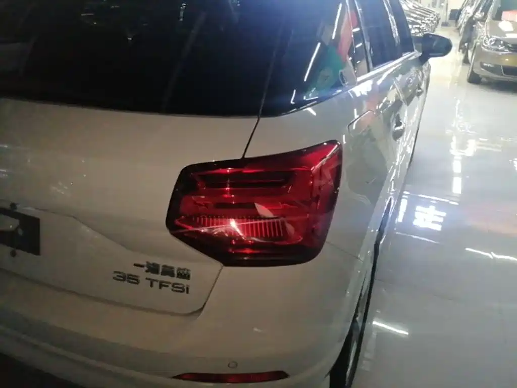 Audi Q2L 2019 2018 35 TFSI Fashion Elegance China V