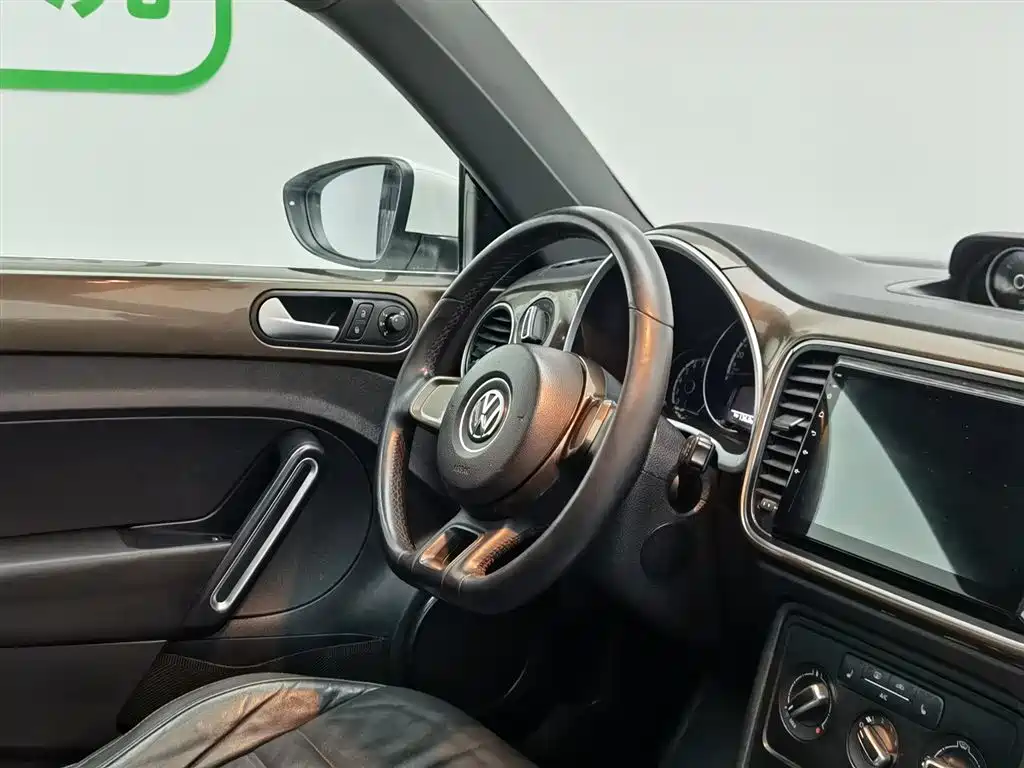 Volkswagen Beetle 2013 1.2TSI Comfort фото 22