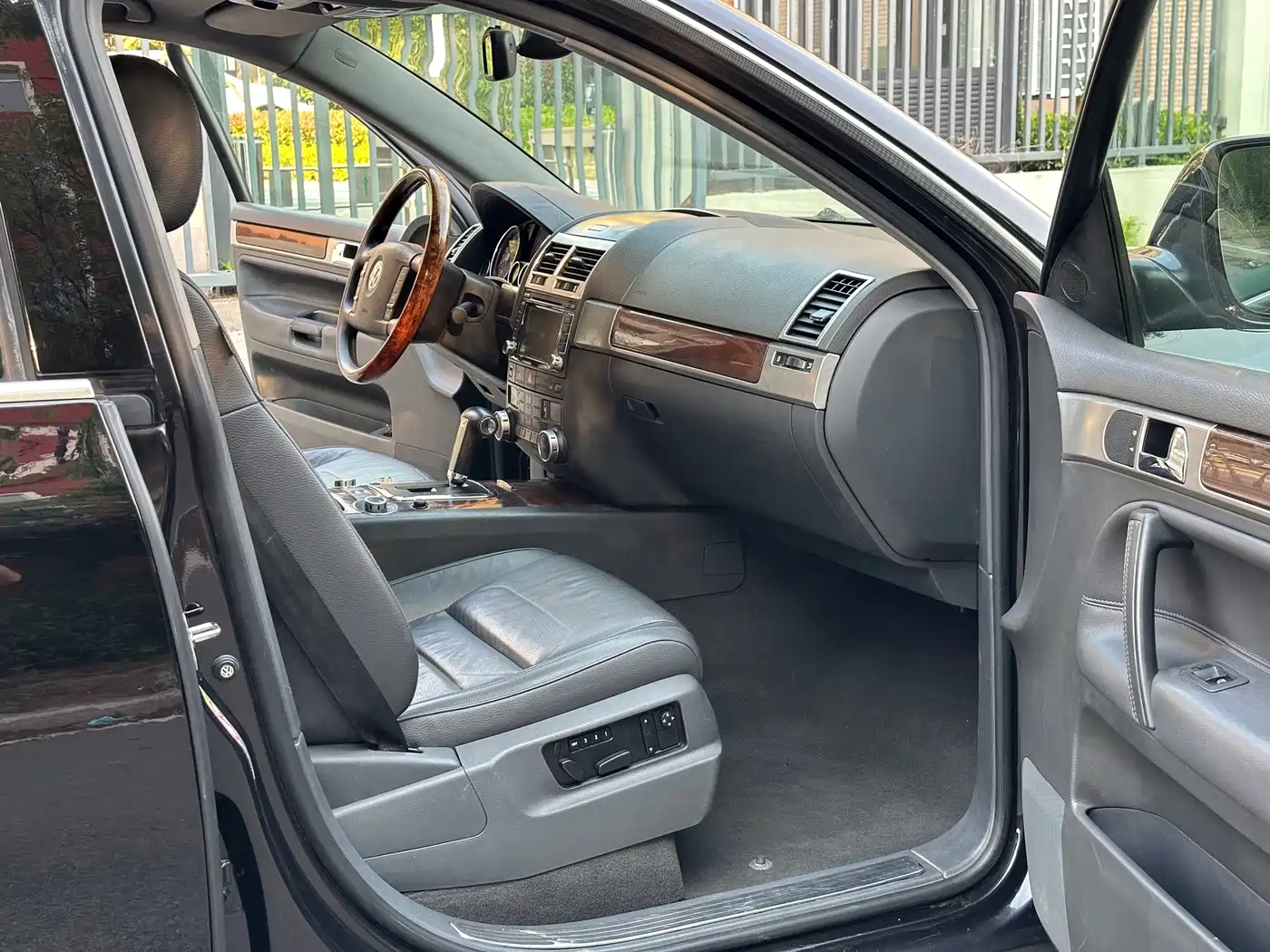 Volkswagen Touareg 2008 2007 4.2L Premium