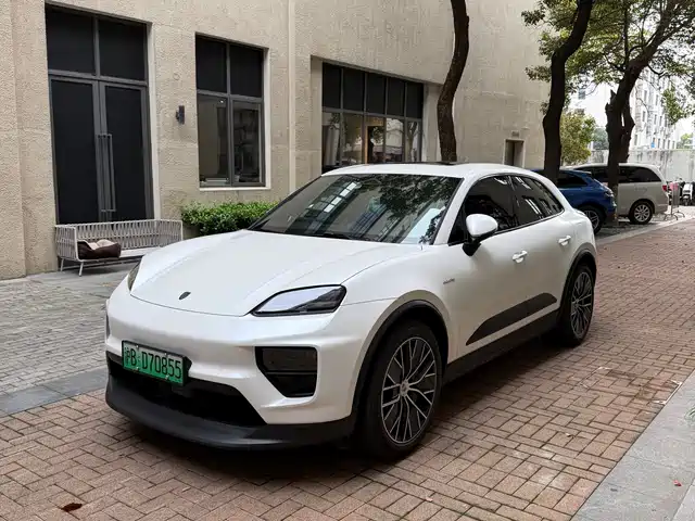 PORSCHE MACAN NEW ENERGY