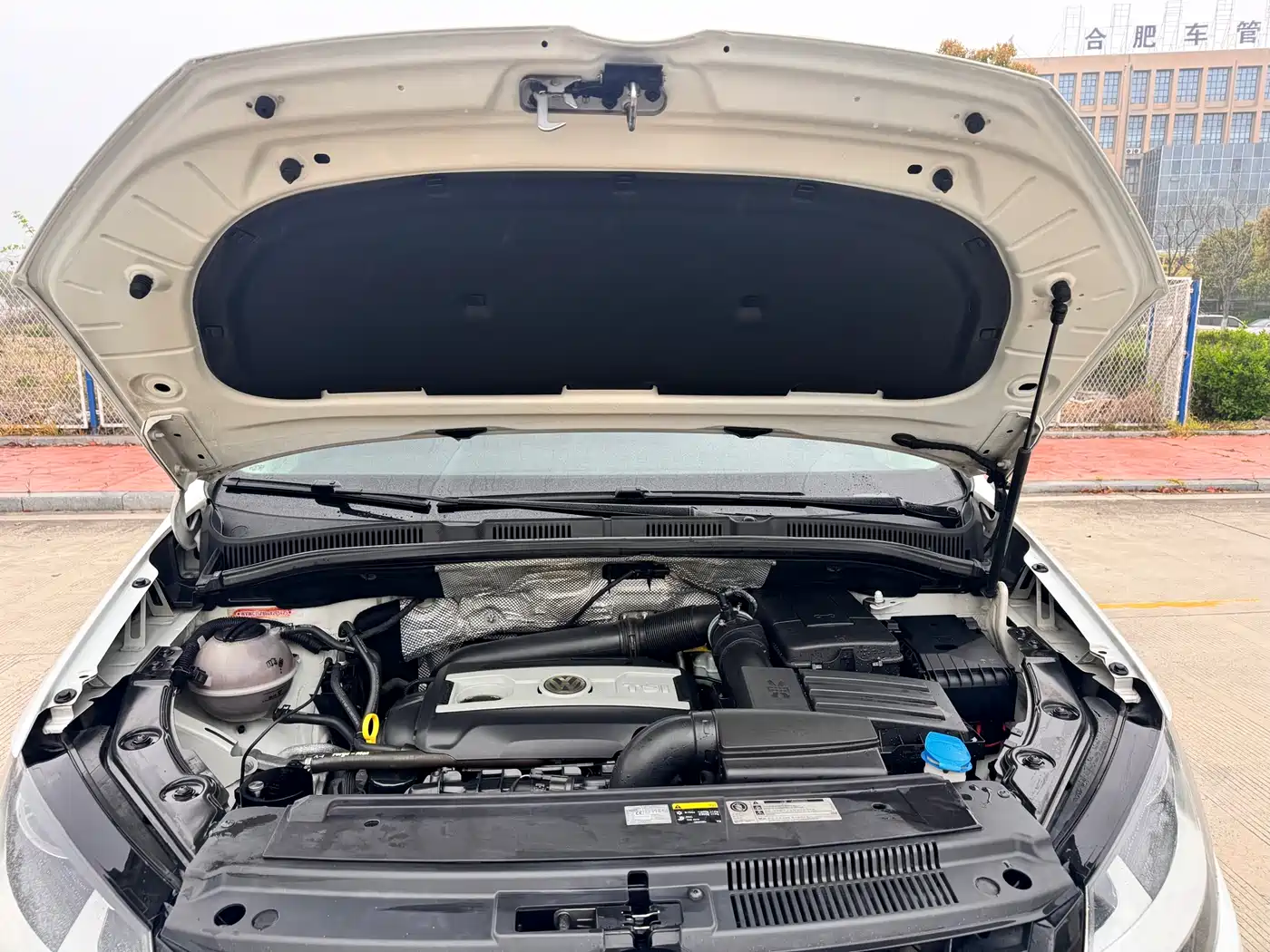 Volkswagen Sharan 2015 1.8TSI Comfort фото 26