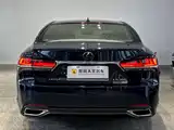 Фото 8 - Lexus LS