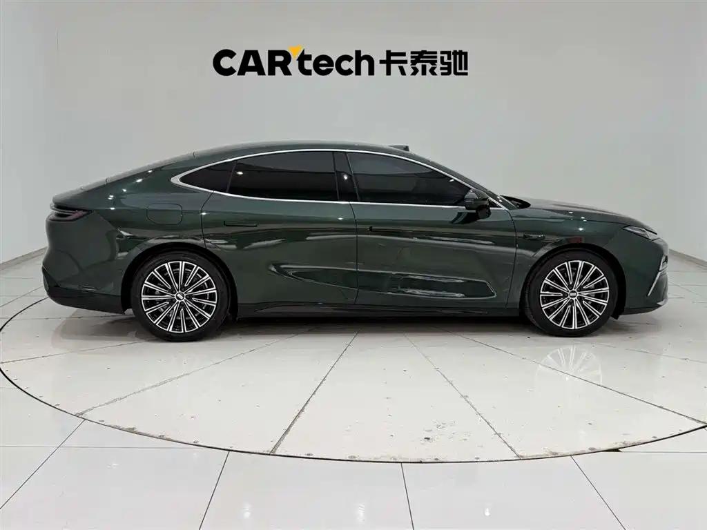 GEELY GALAXY GALAXY SPARKLE 8