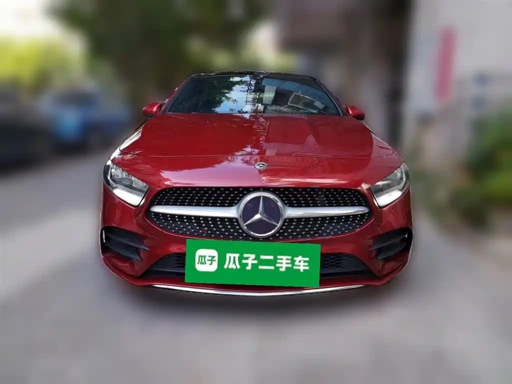 Mercedes-Benz A-Class 2019 A 180 L Sport Sedan фото 7