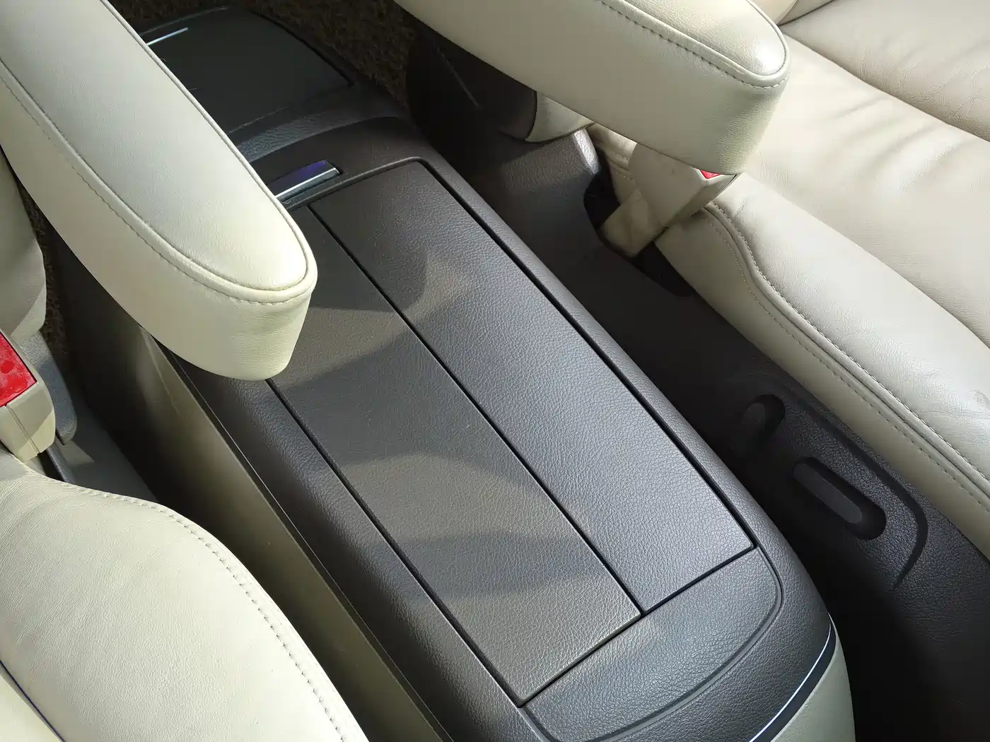 Buick GL8 2011 2011 3.0L XT Luxury Business Flagship