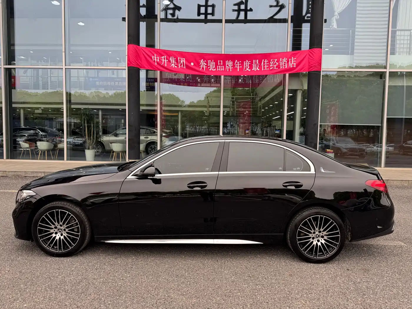 Mercedes-Benz C-Class 2025 C 260 L Sport Edition фото 7
