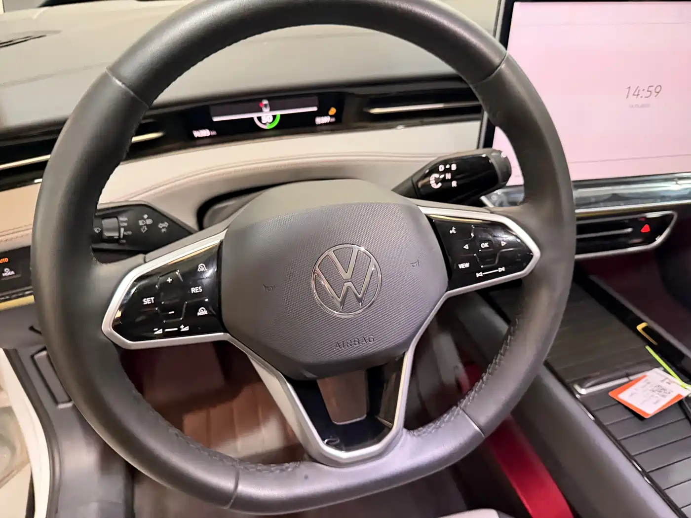 VOLKSWAGEN ID.7 VIZZION