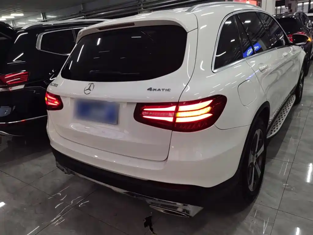 Mercedes-Benz GLC 2016 GLC 300 4MATIC Dynamic фото 6