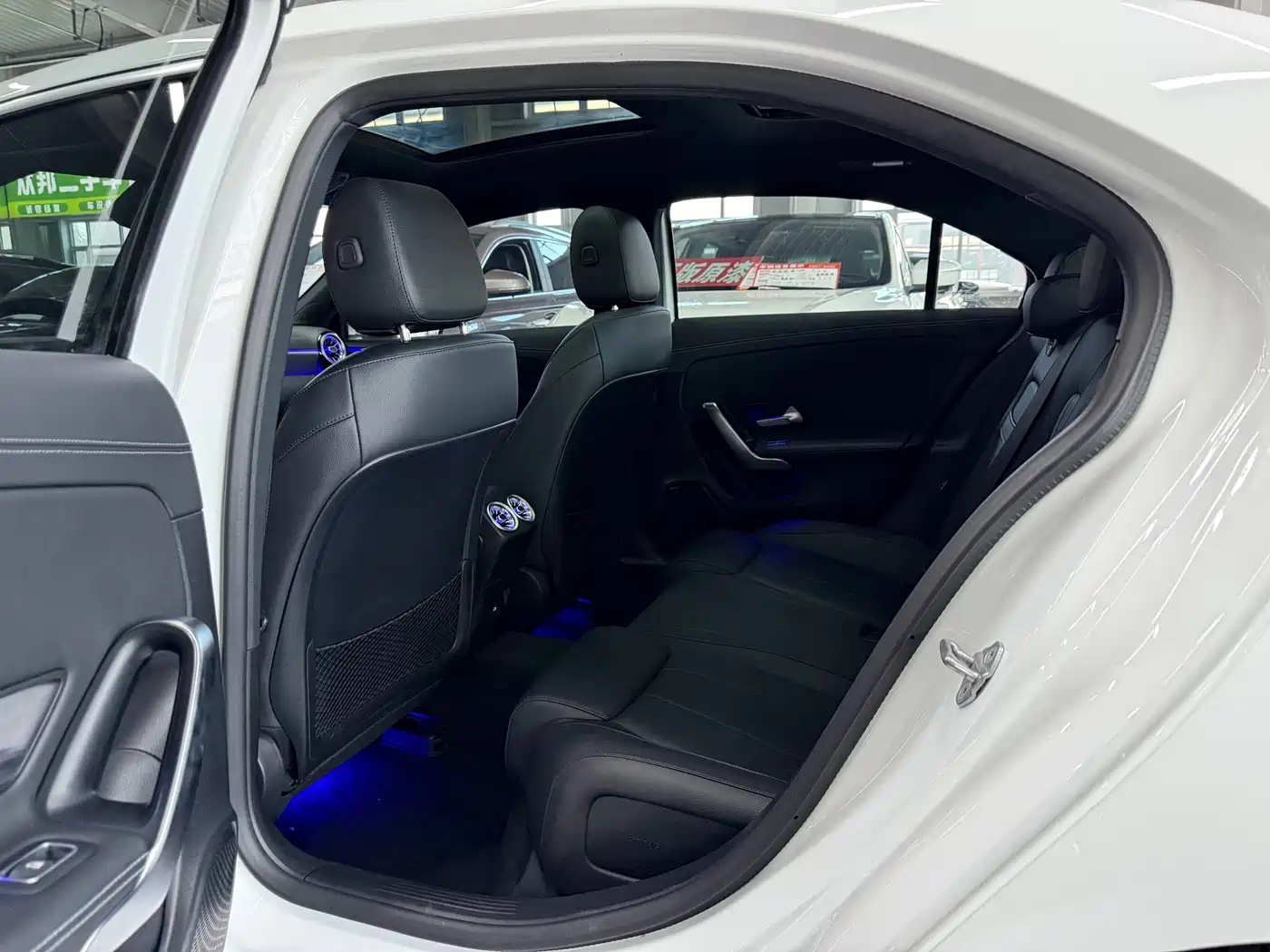 Mercedes-Benz A-Class 2023 A 180 L фото 13