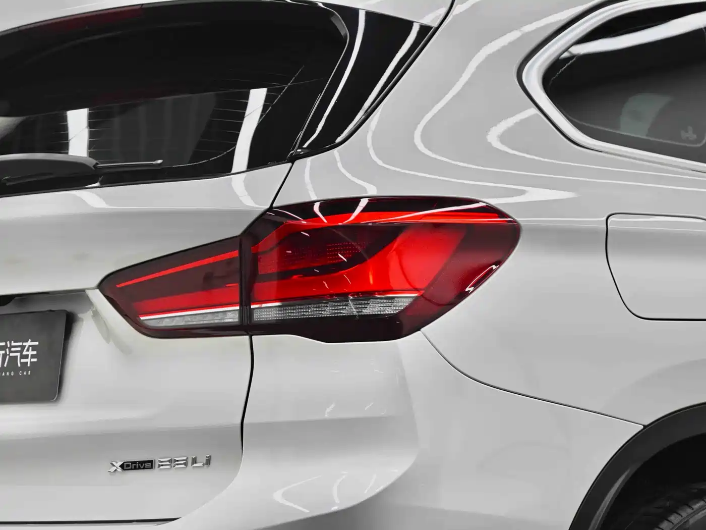 BMW X1 2022 xDrive25Li Premium фото 8