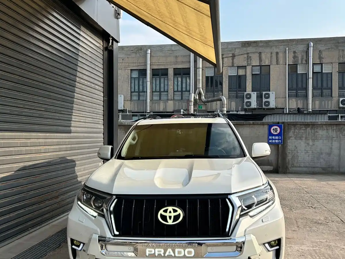 Toyota Prado 2018 3.5L Automatic TX-L Rear-mounted Spare Tire