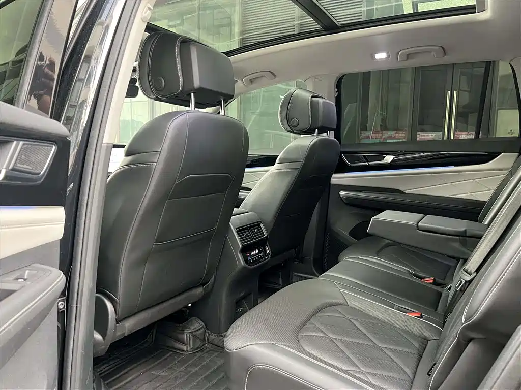 Volkswagen Teramont 2024 380TSI 4WD Prestige Flagship Edition фото 12