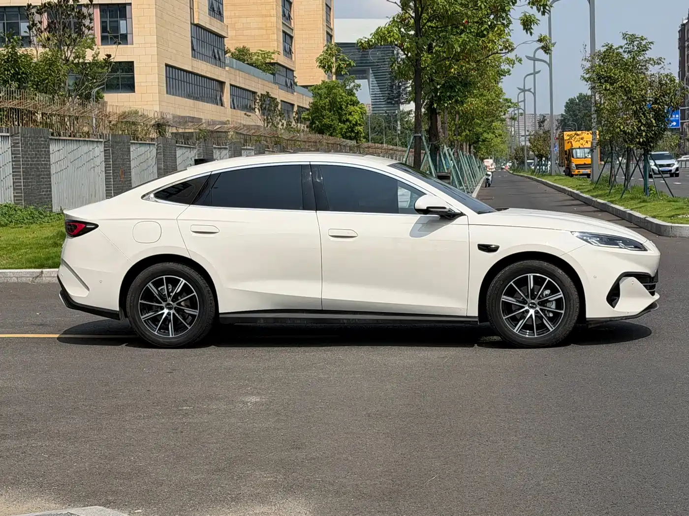 BYD Seal 06 New Energy 2025 2025 DM-i Smart Drive Edition 120KM Prestige