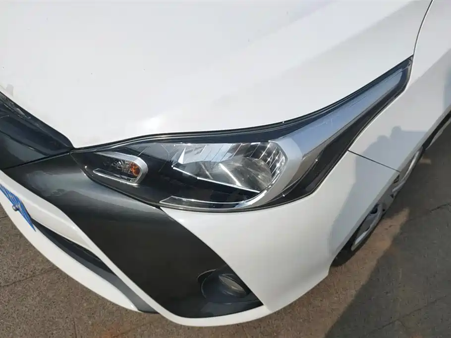TOYOTA YARIS L ZHIXUAN