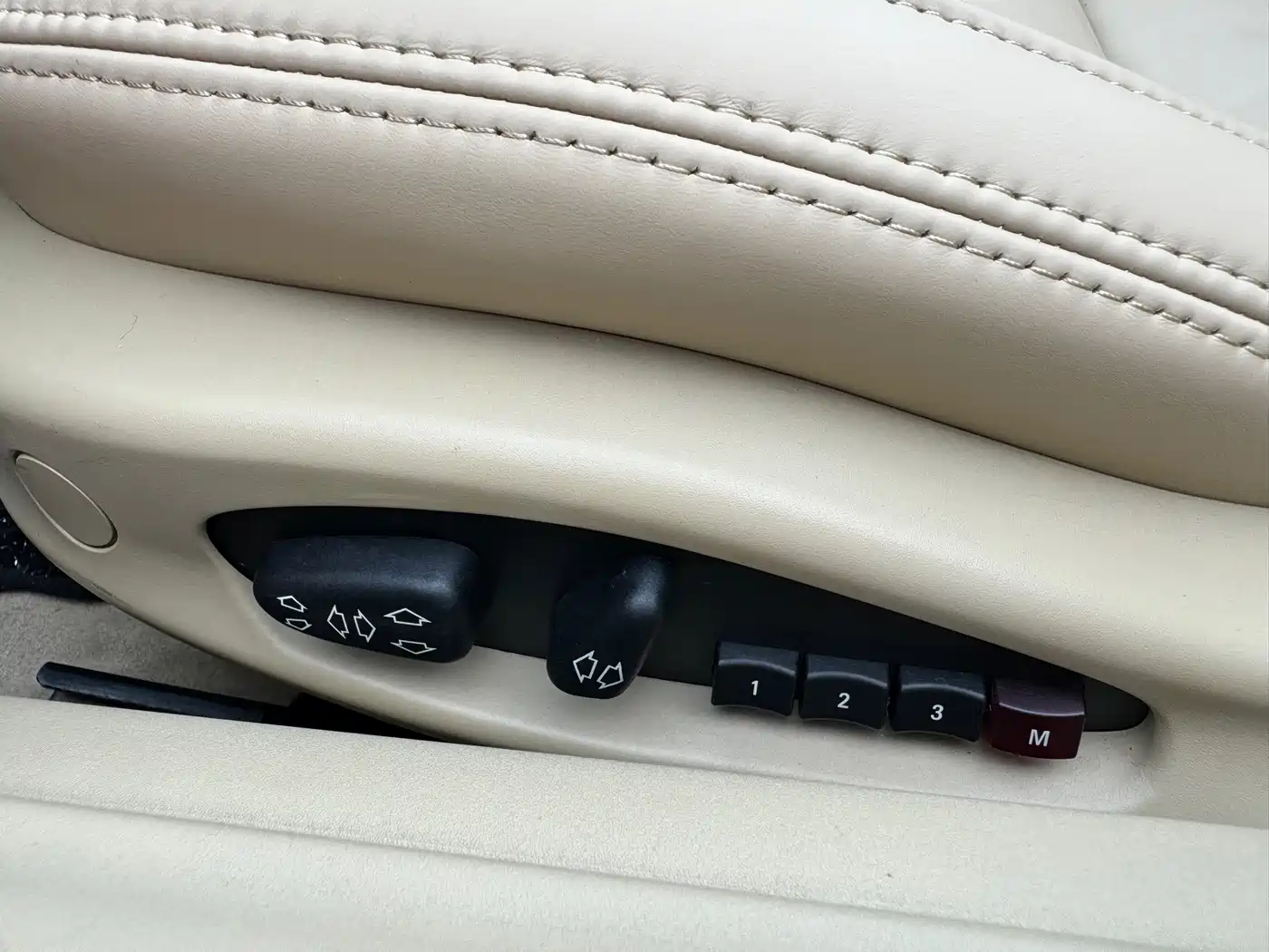 BMW Z4 2008 2006 2.5si Convertible Sports Car
