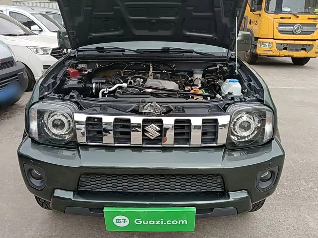Suzuki Jimny (Import) 2015 2015 1.3 AT JLX Navigation Edition