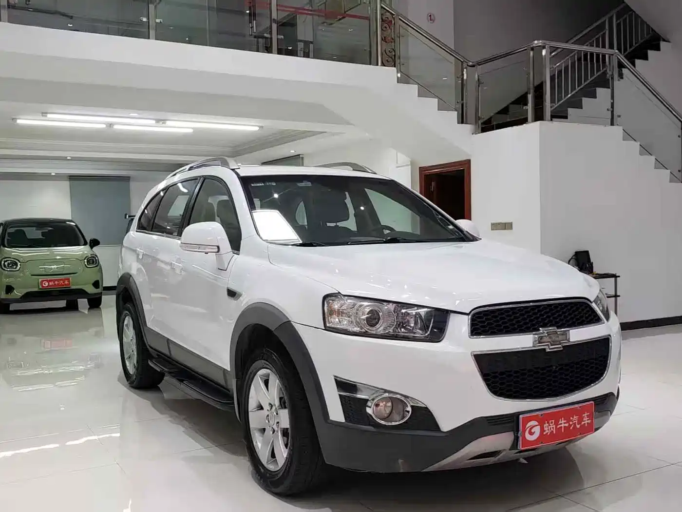 Chevrolet Captiva 2013 2014 2.4L 2WD Urban 7-seater