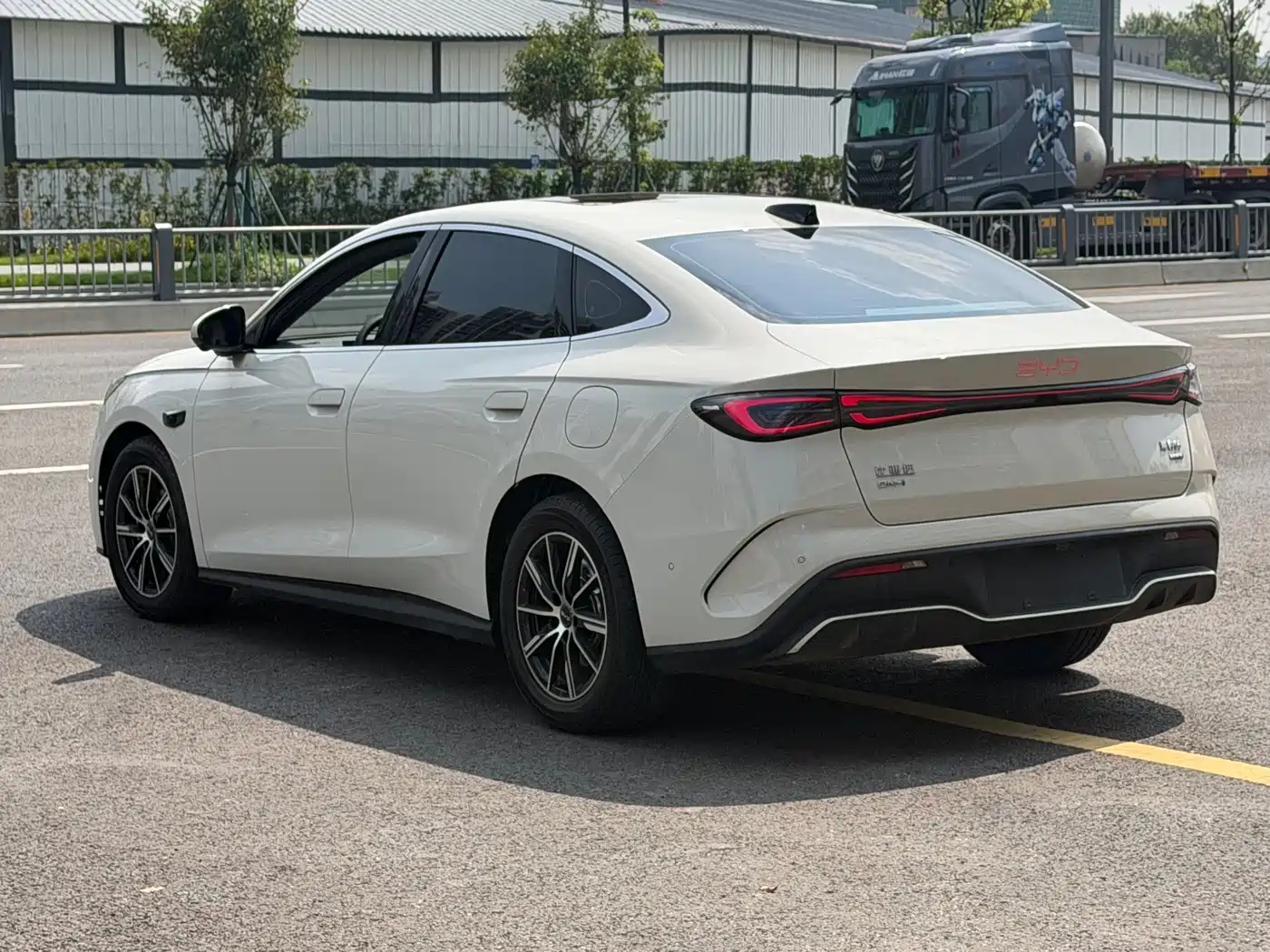 BYD Seal 06 New Energy 2025 2025 DM-i Smart Drive Edition 120KM Prestige