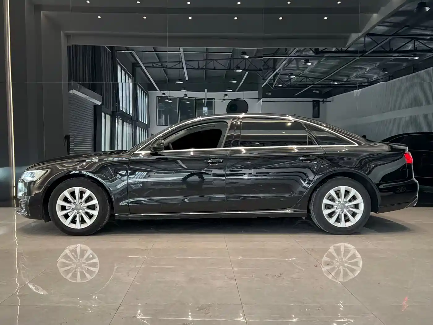 Audi A6L 2017 TFSI Technology фото 4