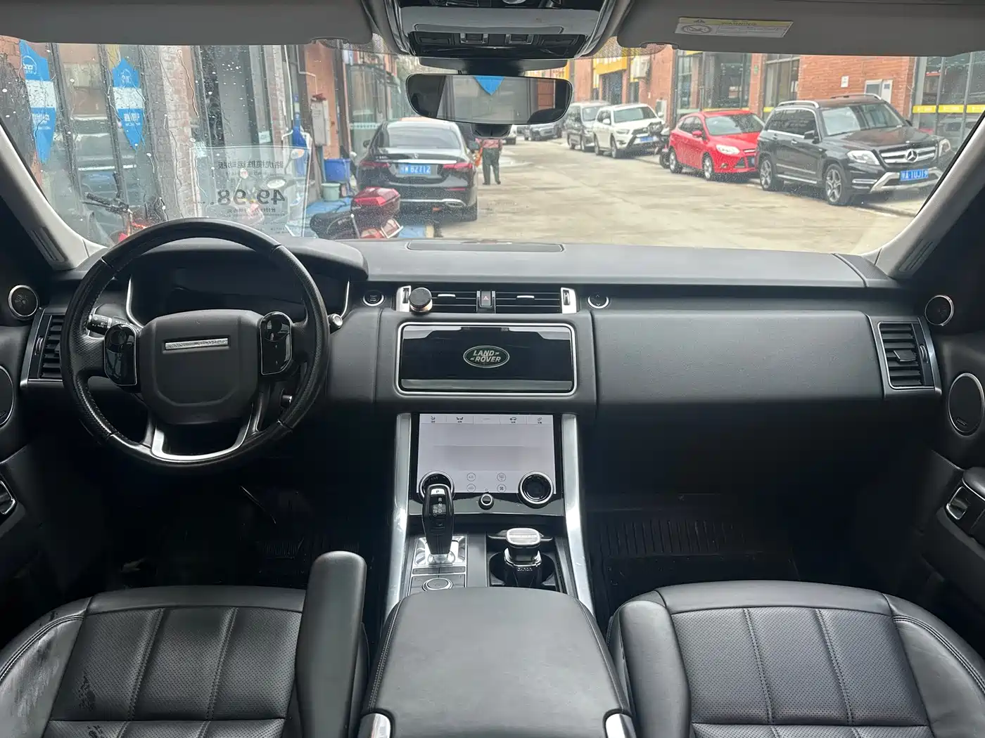 Land Rover Range Rover Sport 2021 3.0 L6 SE фото 15