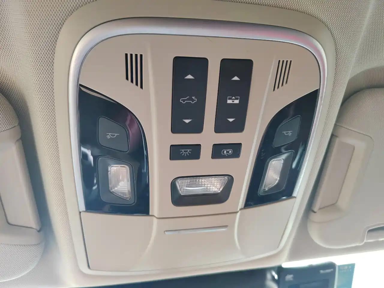 WEY P8 2018 2018 2.0T Flagship Model