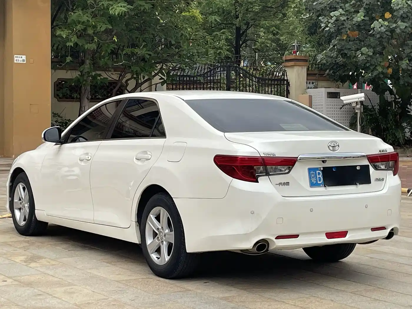 Toyota Reiz 2013 2.5S Elite Edition фото 9