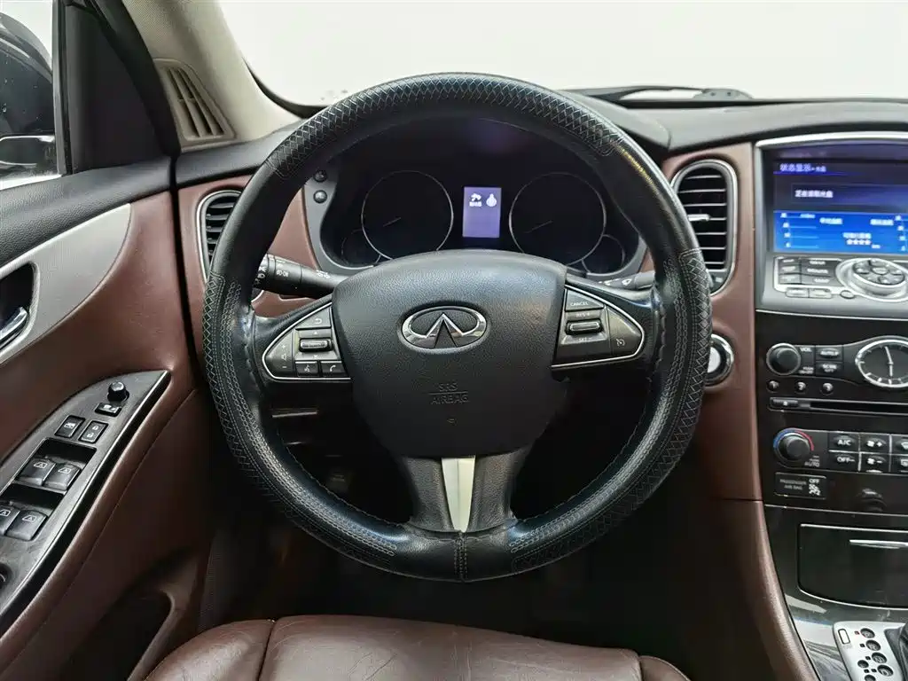 Infiniti QX50 2015 2.5L Enjoyment Edition фото 11