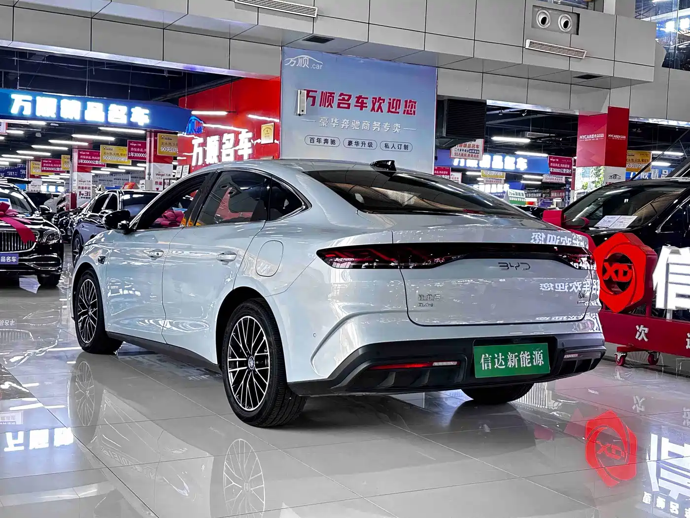 BYD Qin L 2025 2025 DM-i Smart Drive Edition 120KM Excellence Type