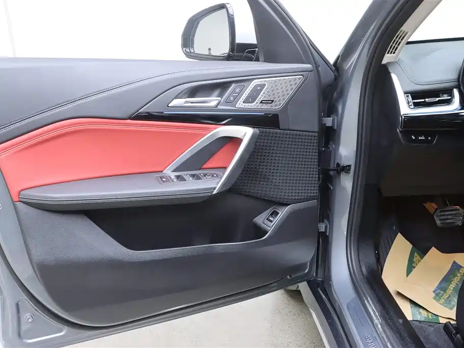 BMW X1 2023 sDrive25Li X Design Package фото 11