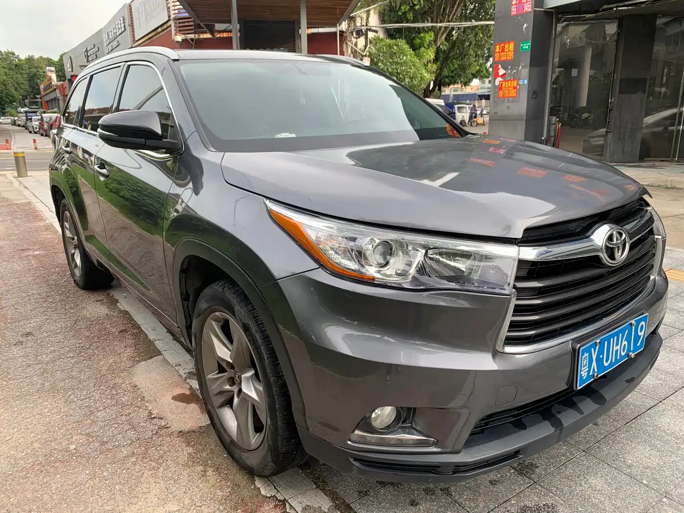 Toyota Highlander 2015 2.0T AWD Luxury Edition 7-seater фото 3