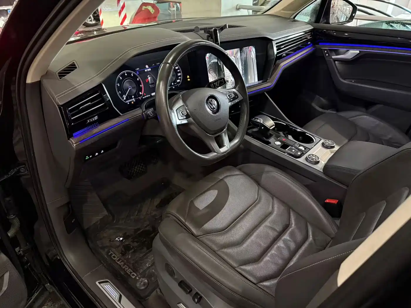 Volkswagen Touareg 2019 2019 3.0TSI Sharp Edge Edition China V
